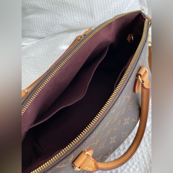 Louis Vuitton TURENNE MM Monograph Bag - Picture 8 of 15